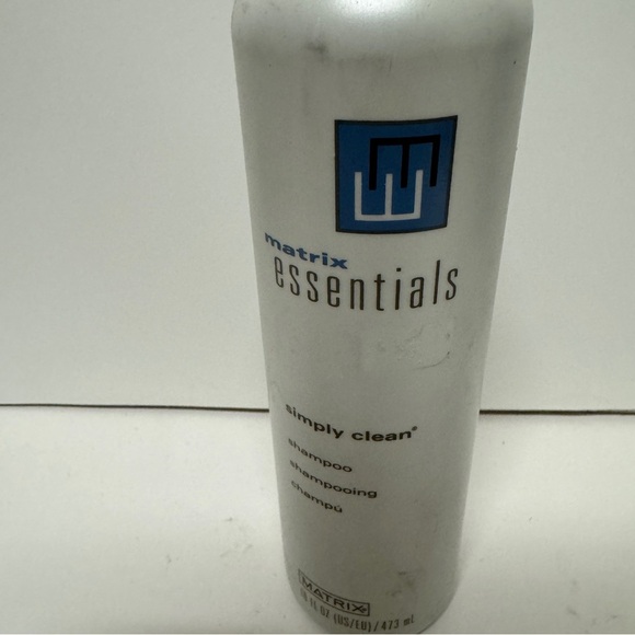 Matrix Essentials Simply Clean Shampoo 16 OZ HTF - Picture 2 of 4